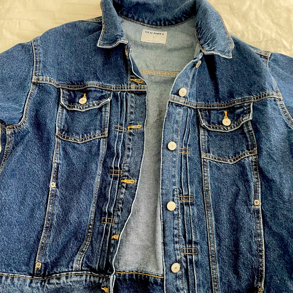 Old Navy Womens jean jacket! XL